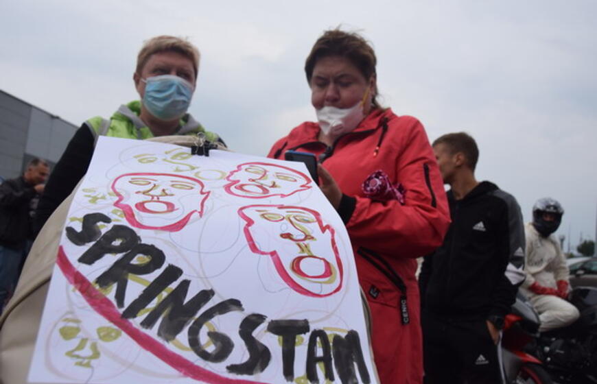 Už teisę gyventi be smarvės!