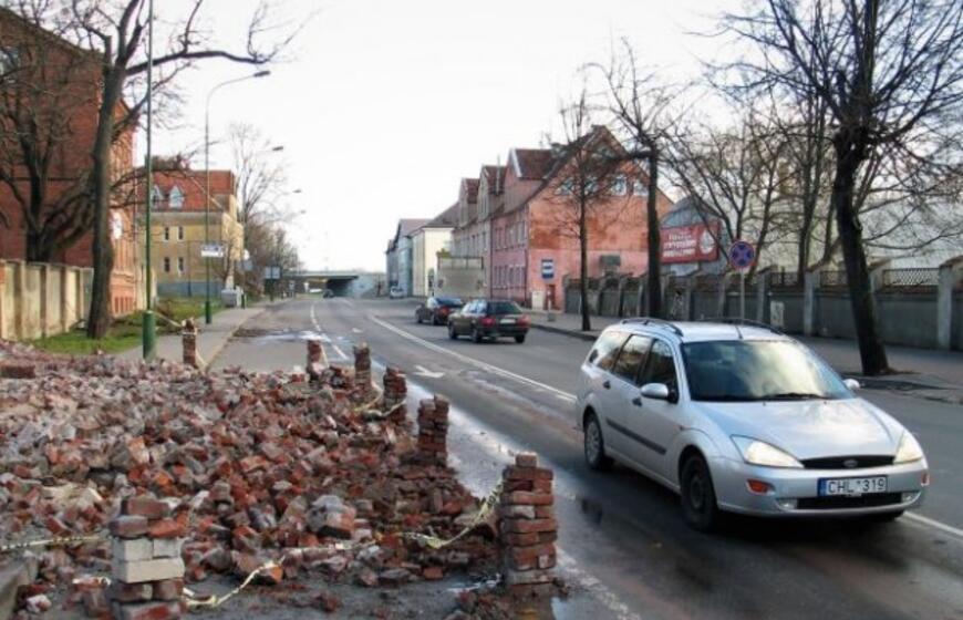 Verslininkas pasiryžo išvaikyti vaiduoklius iš niekam nerūpėjusių statinių Klaipėdos centre