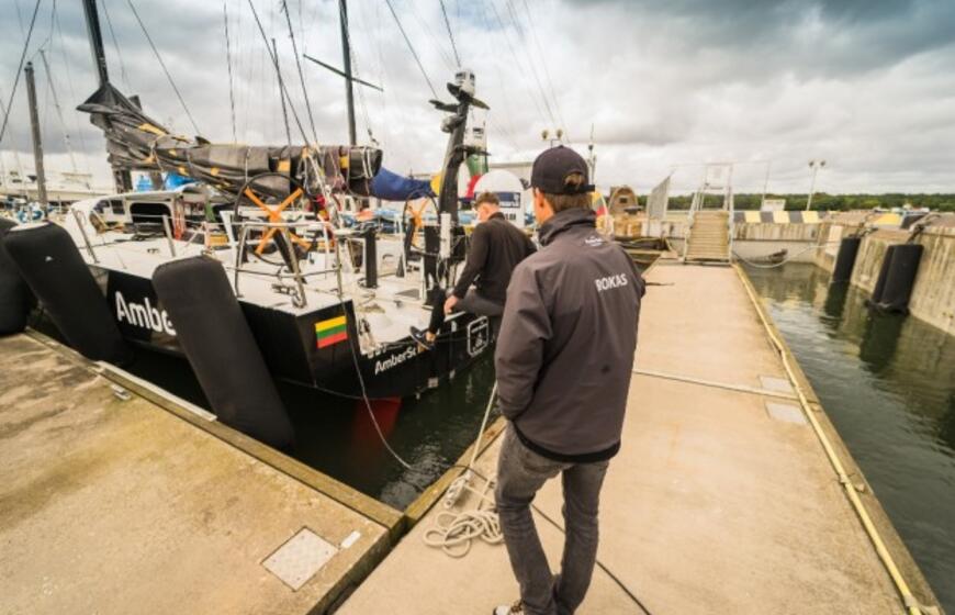 Išskirtinė dvikova Baltijos jūroje: Lietuvos „Ambersail 2“ susirungs su identiška „Sailing Poland“ jachta
