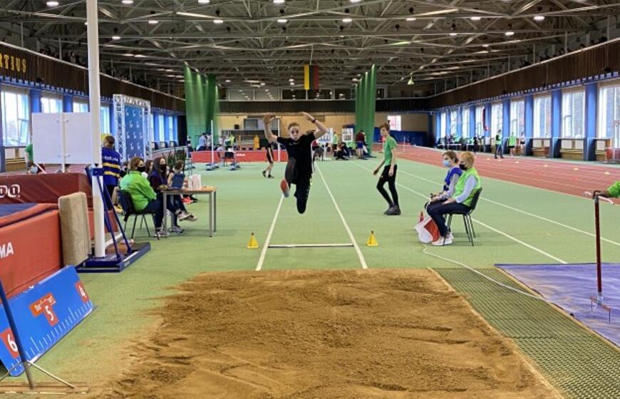 Klaipėdoje spindėjo jaunosios lengvosios atletikos žvaigždutės