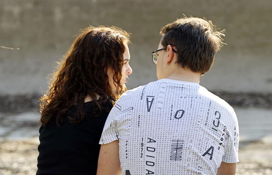 Nežino, kaip bendrauti su žmonėmis, turinčiais intelekto ar psichosocialinę negalią 