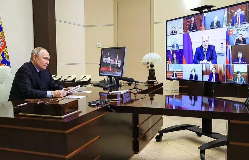 Putinas pagaliau pripažino sankcijų poveikį