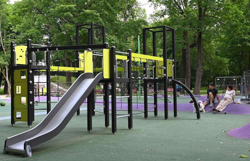 Vaikų žaidimų aikštelė Skulptūrų parke