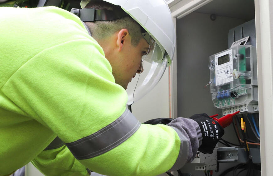 ESO: dėl audros be elektros yra likę 7,7 tūkst. klientų