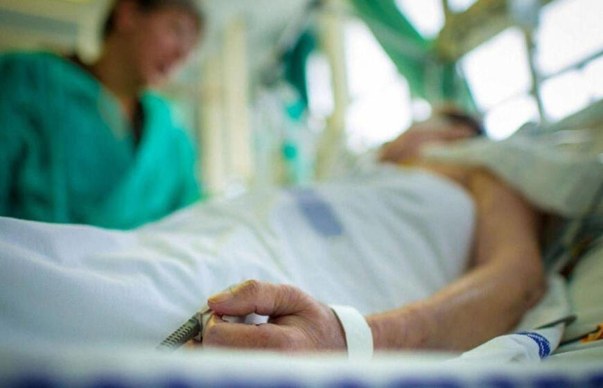 Po 18 dienų komos prabudęs vyras grįžo su šokiruojančia žinia iš „trečiojo dangaus“