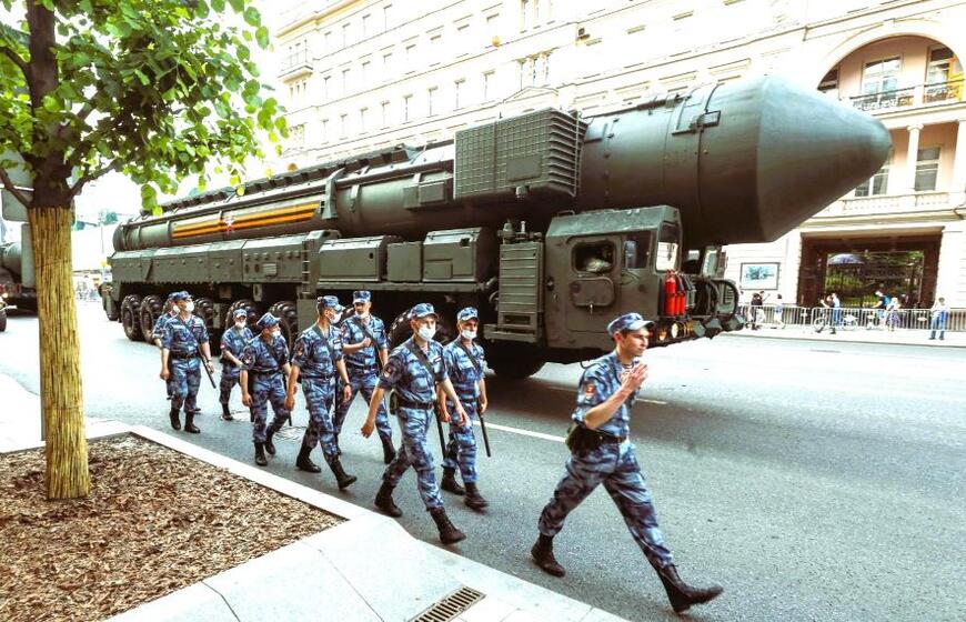 Branduoliniai ginklai