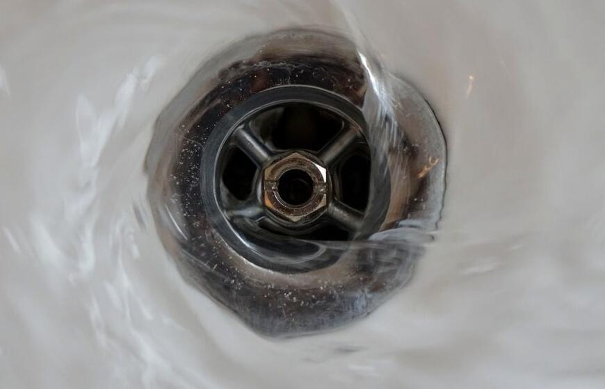 paprastas būdas nuo vamzdžių užsikimšimo