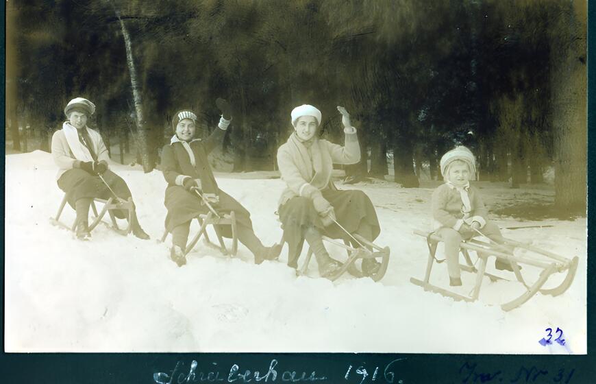 Kalėdos grafų Tiškevičių rūmuose: austrių kvapas ir prancūziška prabanga