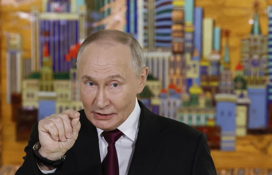 Putinas atmetė „nesąmoningus“ perspėjimus, kad Rusija gali pulti NATO