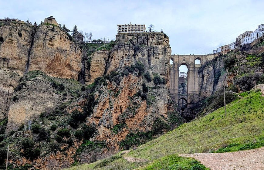 Tūkstantis kilometrų Andalūzijoje, arba Viduržiemio terapija