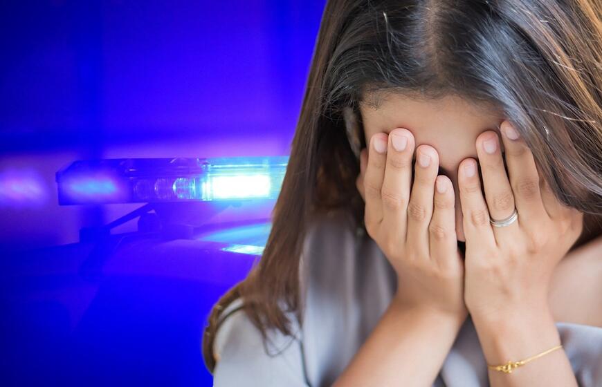 Smurtas, moteris, policija