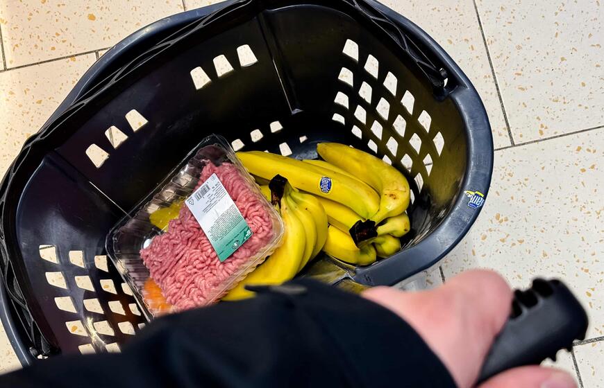 Pirkinių krepšelis, maisto produktai, parduotuvė