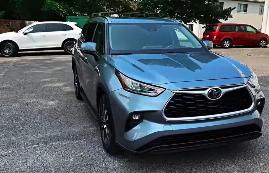 Toyota „Highlander“