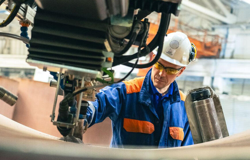 Vakarų laivų gamykla, investicijos