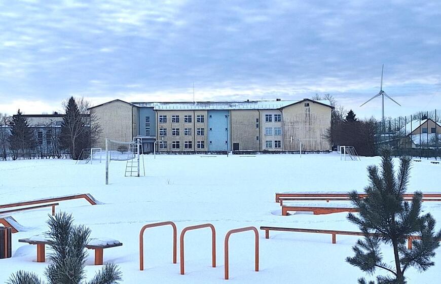 Vydmantų gimnazijos stadionas