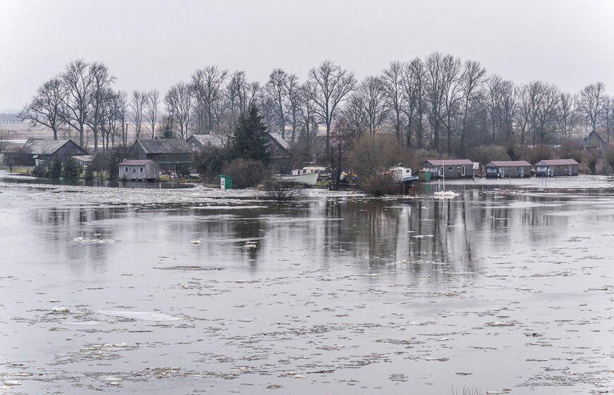 Šaktarpis ir potvynis – Nemuno deltos „Dievo rykštė“: prieš šimtmetį ledonešis, poplūdis nugriaudavo ištisus kaimus. Dabar juos dalinai apsaugo pylimų ir polderių sistema.