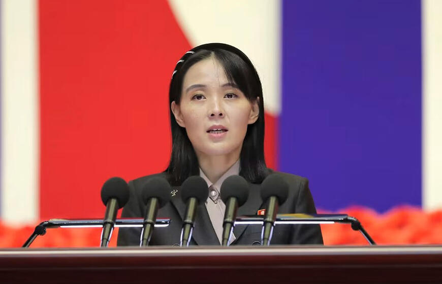 Šiaurės Korėjos lyderio sesuo įspėjo, kad Seulo ir Vašingtono pratybos turės „baisių pasekmių“