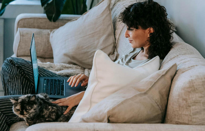 Moteris, kompiuteris, darbas