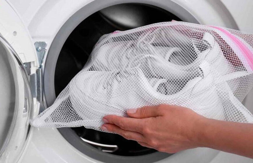 Balti sportbačiai bus kaip nauji