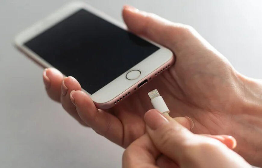 Telefonas nustojo krautis? Štai ką reikia patikrinti pirmiausia