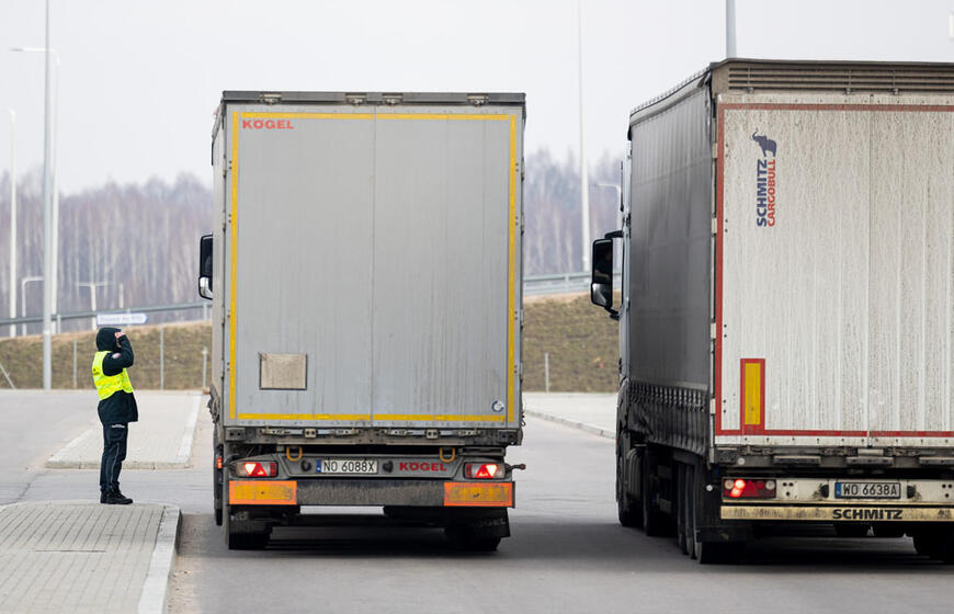 Į Lietuvą iš Baltarusijos grįžo pirmieji vilkikai