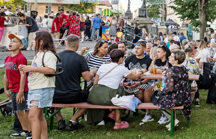 visuomene bendruomeniskumas