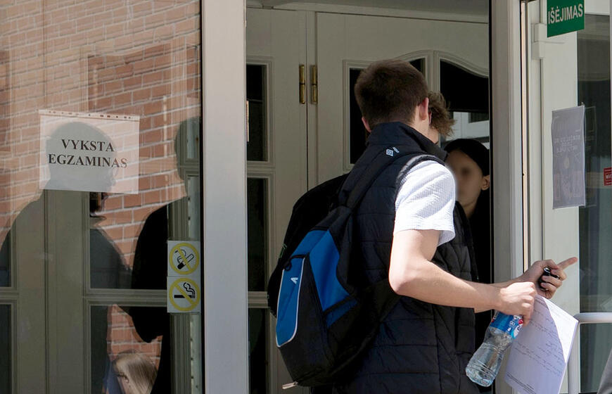 Egzaminai, mokiniai, mokykla