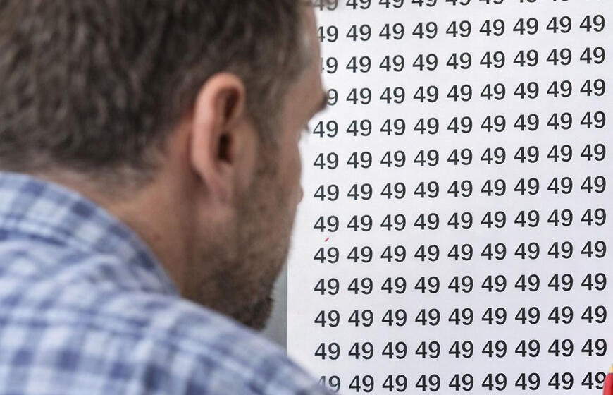 Ar tikrai esate atidūs? Suraskite kitokį skaičių tarp „49“