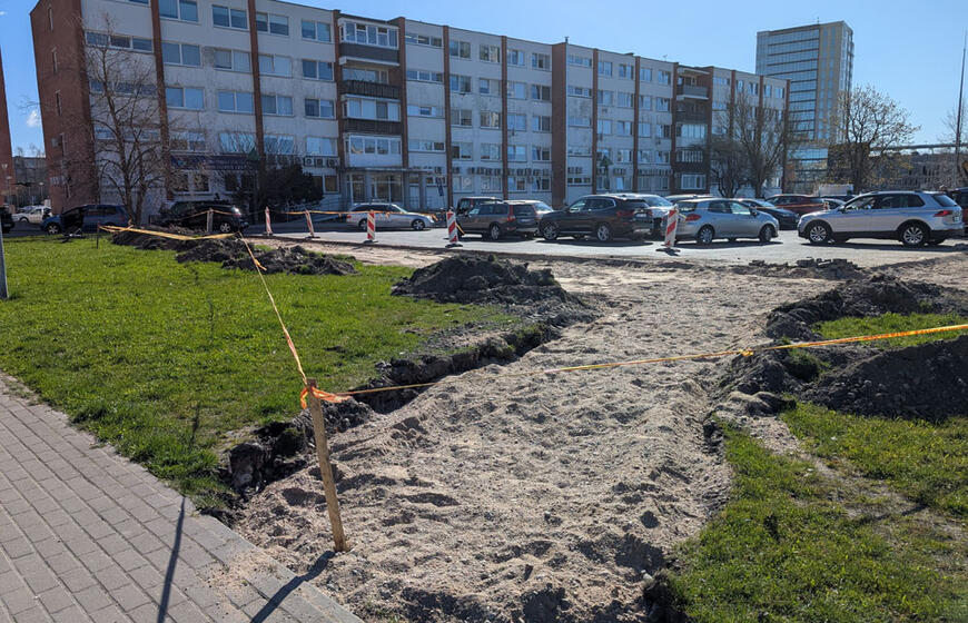 Jūrininkų sveikatos priežiūros centras, automobilių stovėjimo aikštelė