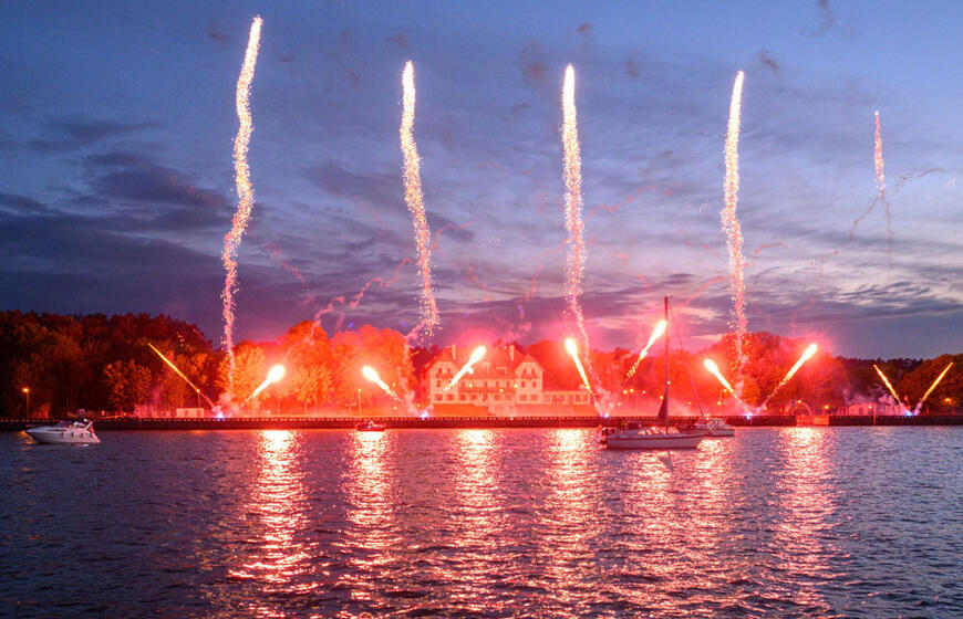 Klaipėdos laivų paradas, laivai, fejerverkai, Smiltynė