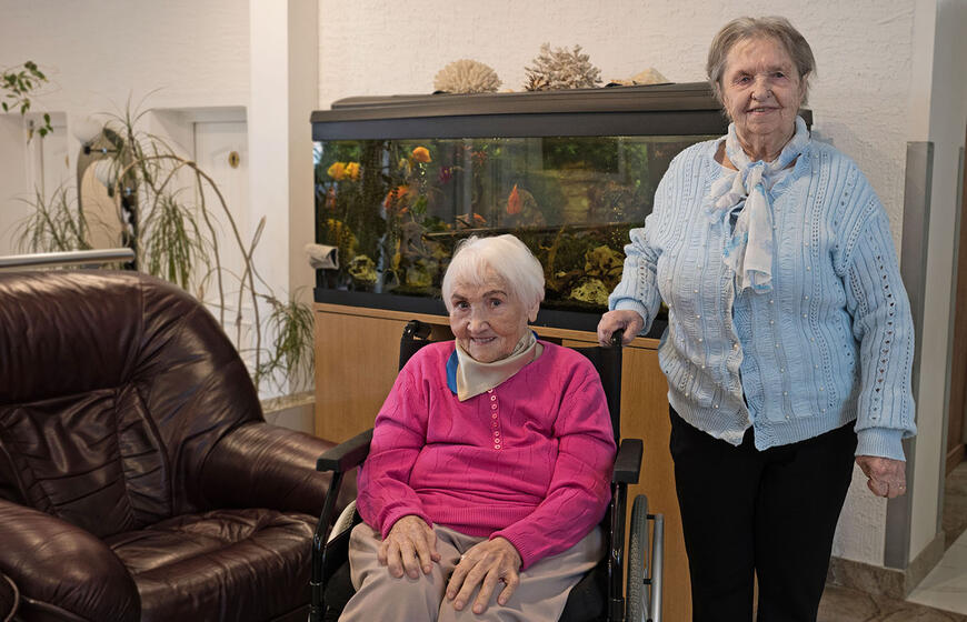 Anelė Bagdonienė ir Antanina Lekstutienė