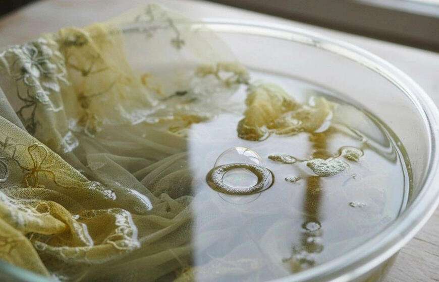 geltonai pilkas tiulis taps baltesnis už pirmąjį sniegą