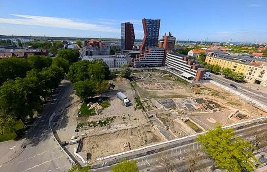 Atgimimo aikštė