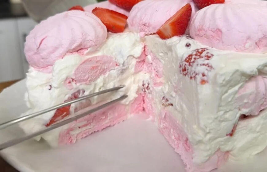 Sezoninis desertas iš trijų ingredientų be kepimo: skanu, paprasta, elegantiška