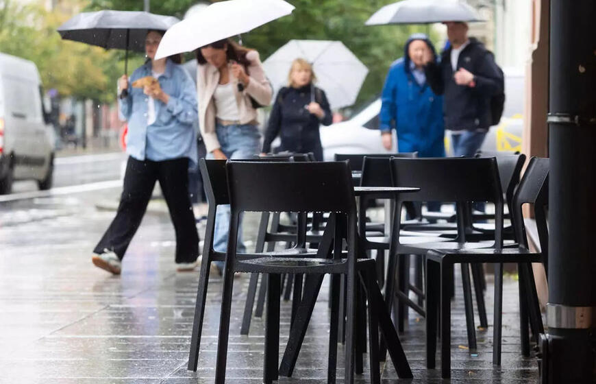Sinoptikai: orai subjurs - laukia lietus ir gūsingas vėjas