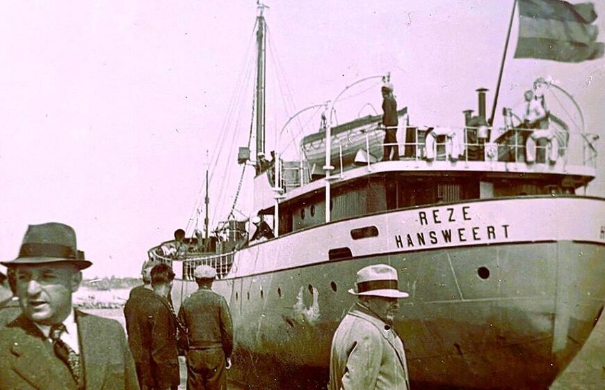 Šventosios uostą aplankęs laivas Reze traukė smalsuolių dėmesį