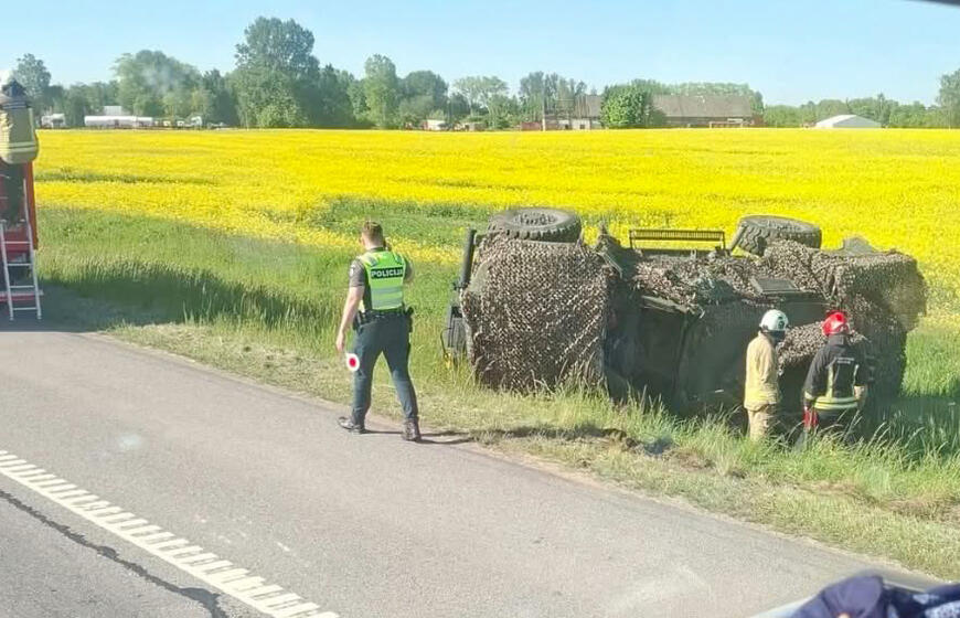 Eismo įvykis, karinė technika, policija