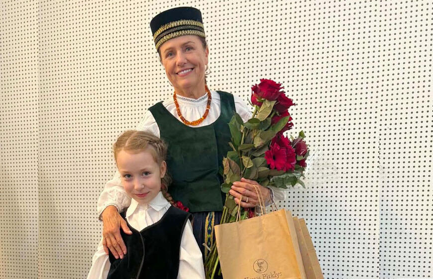 Rima Spalinskienė  su anūke Matėja