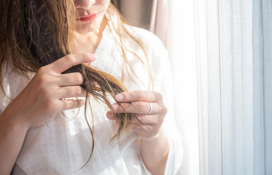 Negalite užsiauginti ilgų plaukų? Specialistė įvardijo tikrąsias to priežastis