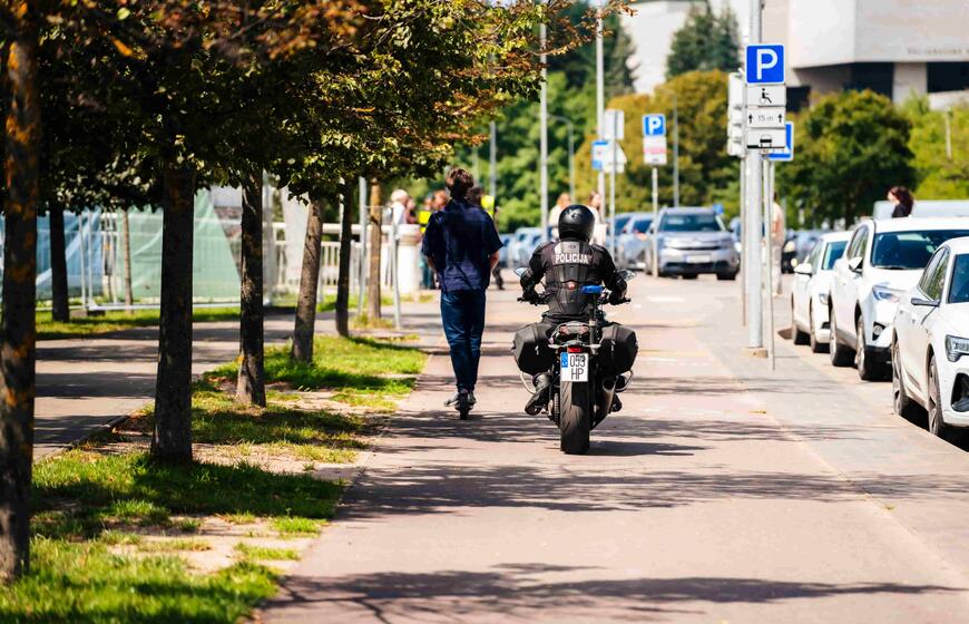 Policija