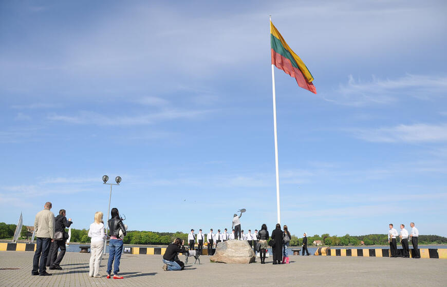 Lietuvos vėliava, Kruizinių laivų terminalas, žmonės