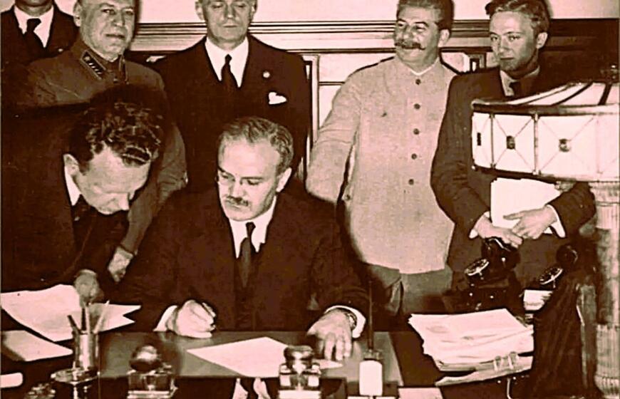 Ribentropo - Molotovo paktas