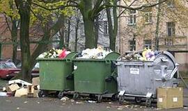 Vėlinių proga - įmonės eksperimentas šiukšliavežiams