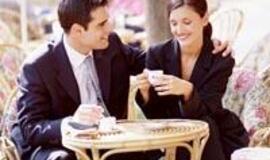 Naujausi argumentai pateisinti rūkymą, picų valgymą bei tingulį