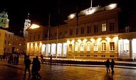 Prezidentūroje apsigyveno skandalo šmėklos