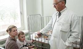 Gydytojai pataria dažniau plauti rankas