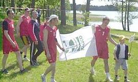 "Klasco" darbuotojai ilsėjosi jubiliejiniame sąskrydyje Plateliuose