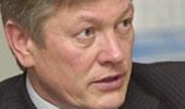 Parlamente - iššūkis pažaboti politikų savivalę