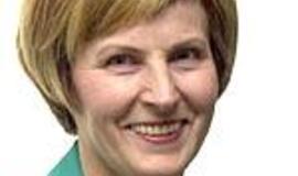 Moterys, nekęskite galvos skausmo