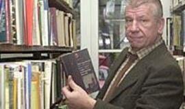 Ir dvasios milžinai kvatoja kaip vežikai...